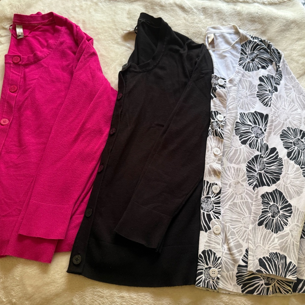 Women’s Cardigan Bundle 3 Pink Black Floral Lightweight Work Sweaters XXL Soft